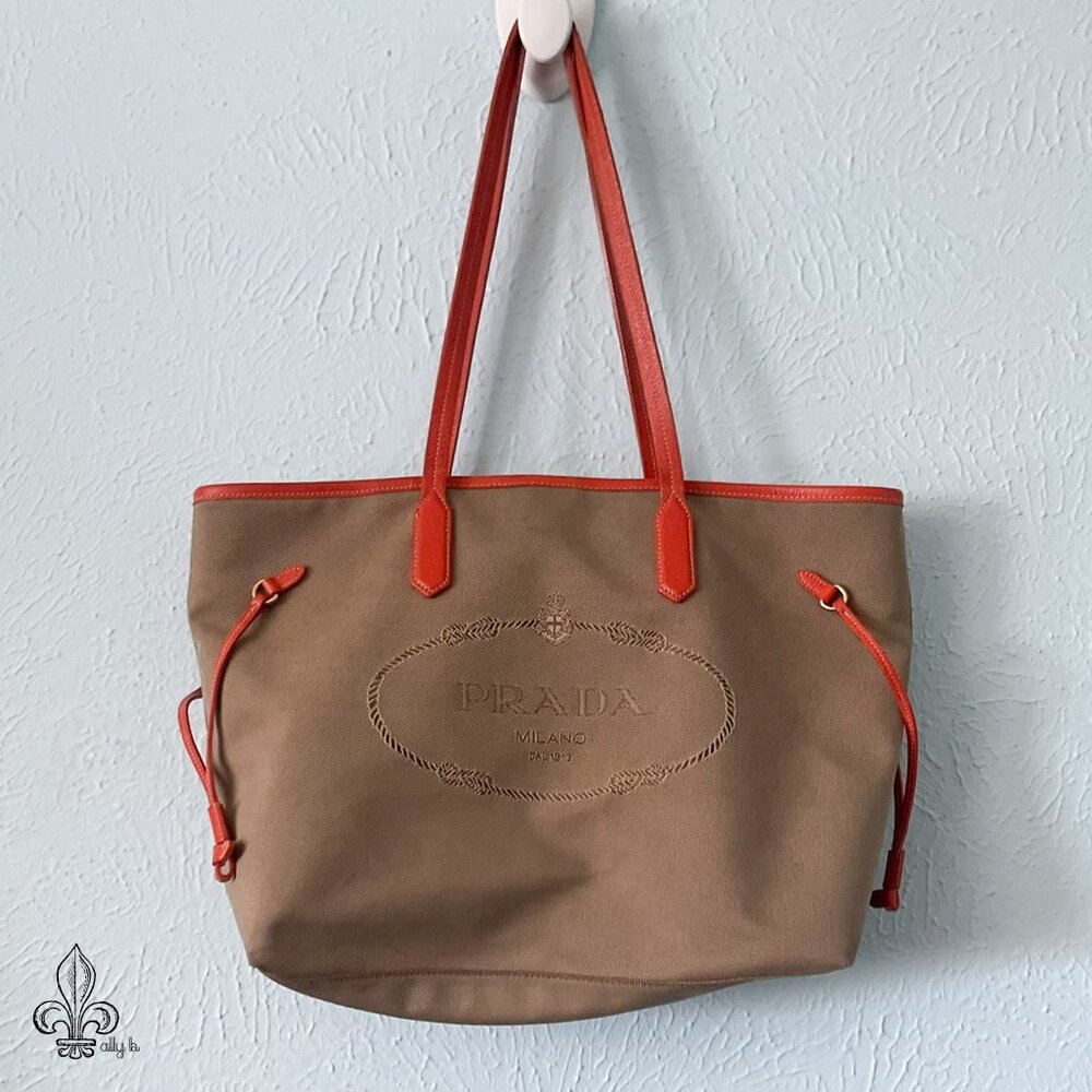 🍊Prada canvas tote🍊